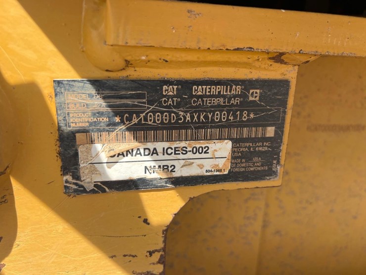 2021-caterpillar-d3-lgp-image-13