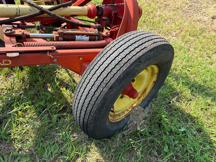 new-holland-456-image-9