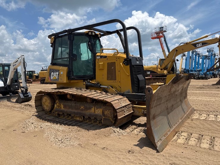 2019-caterpillar-d6k2-lgp-image-4