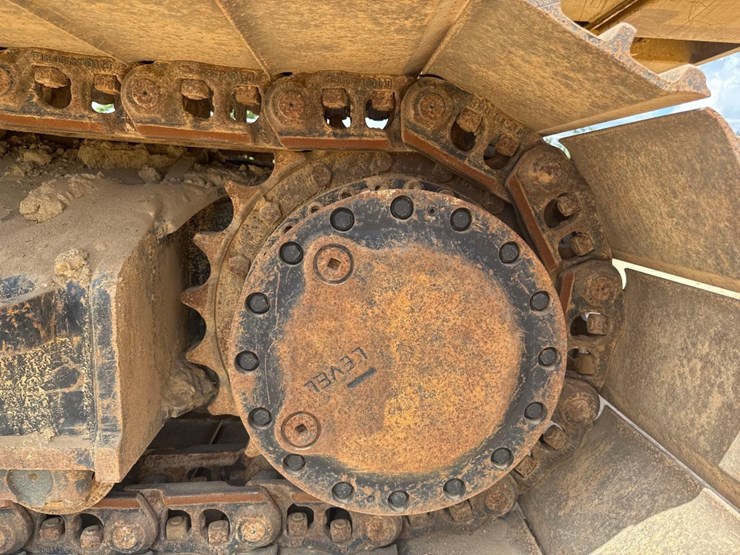 2018-caterpillar-320gc-image-10
