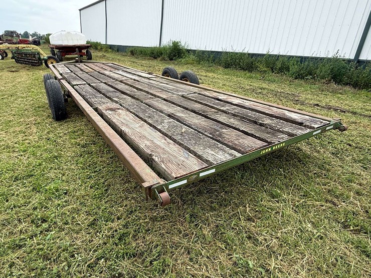 john-deere-8-image-8