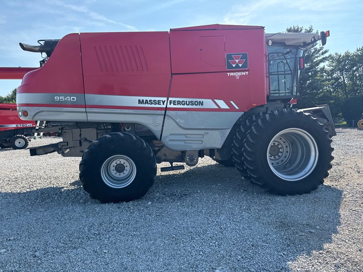 2012-massey-ferguson-9540-image-6