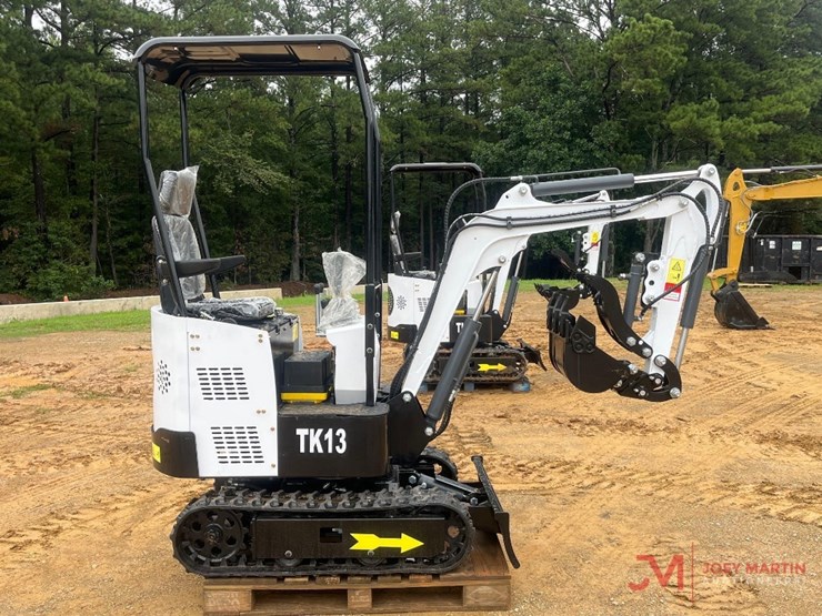 unused-2025-tk13-mini-crawler-excavator-image-5
