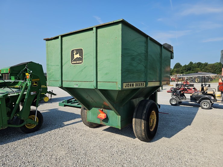john-deere-400-image-7