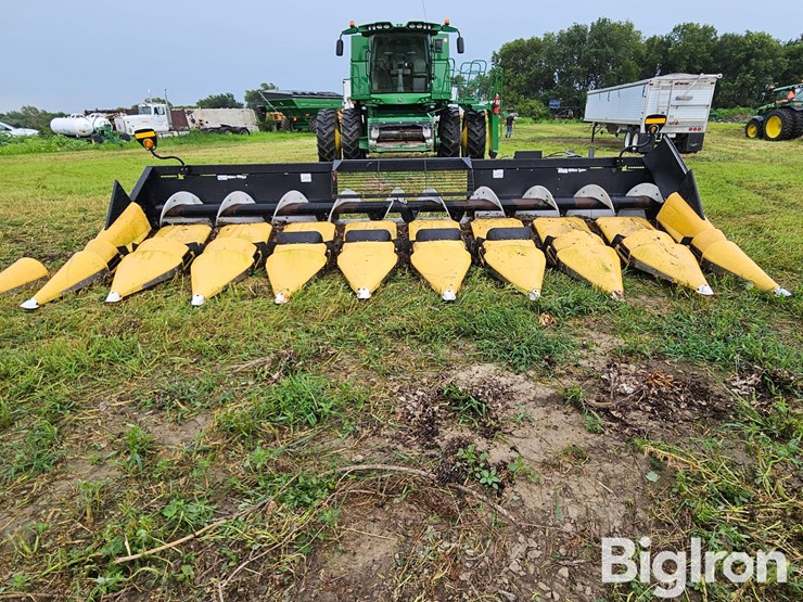 clarke-machine-930-9r30-corn-header-image-2