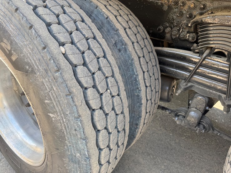 2018-western-star-4700sb-image-29