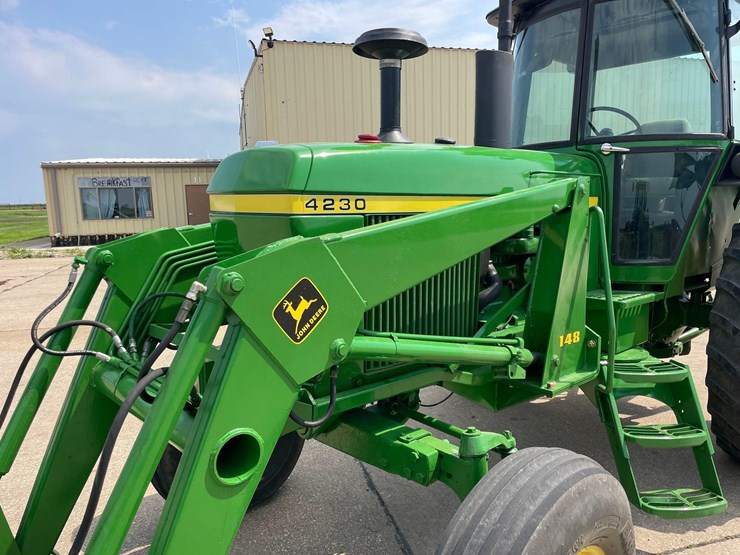 john-deere-4230-image-12