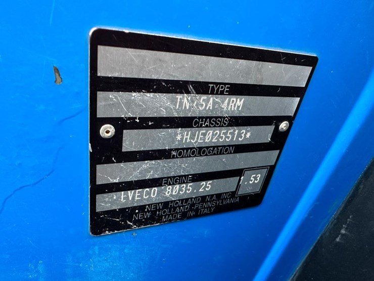 2005-new-holland-tn75a-image-48