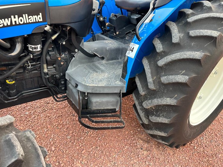 2005-new-holland-tn75a-image-18