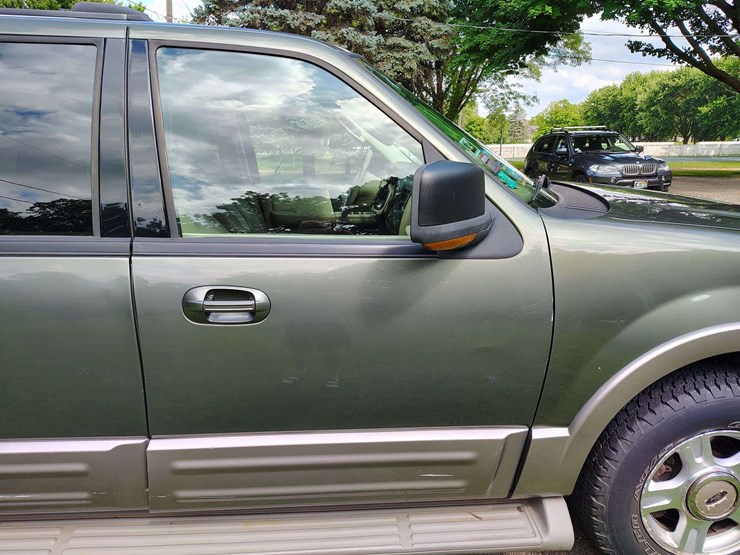 2003-ford-expedition-image-7