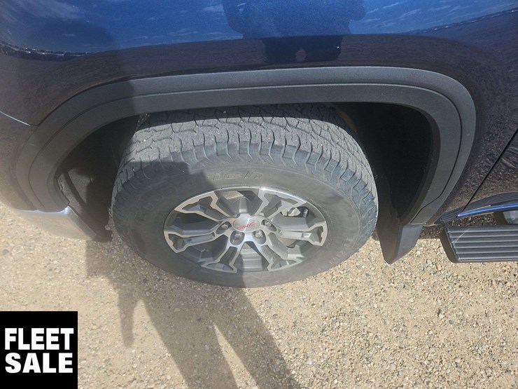 2022-gmc-sierra-1500-image-25