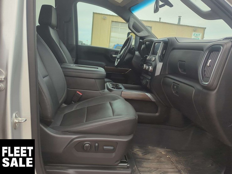 2022-gmc-sierra-2500hd-image-15