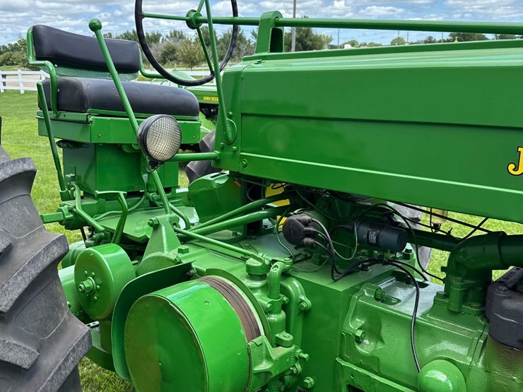 john-deere-60-image-9