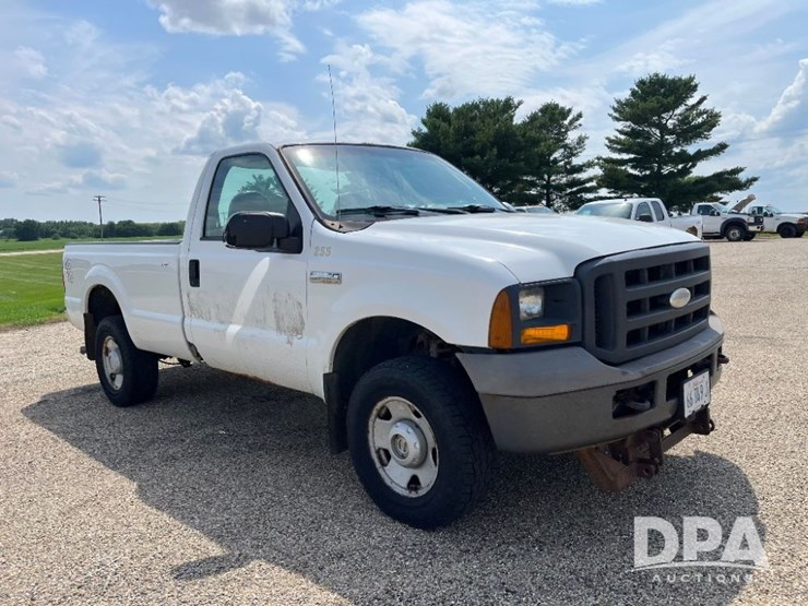 2005-ford-f250-xl-image-5