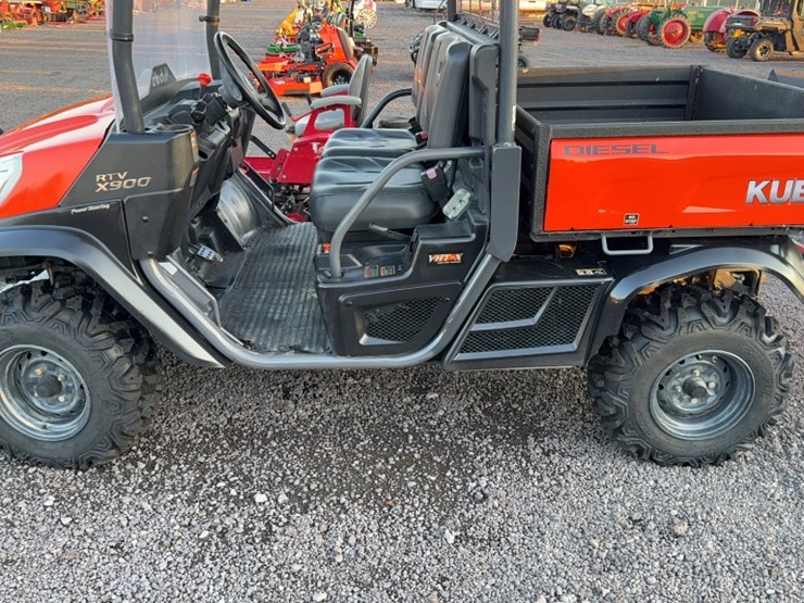 kubota-rtv-x900-image-13