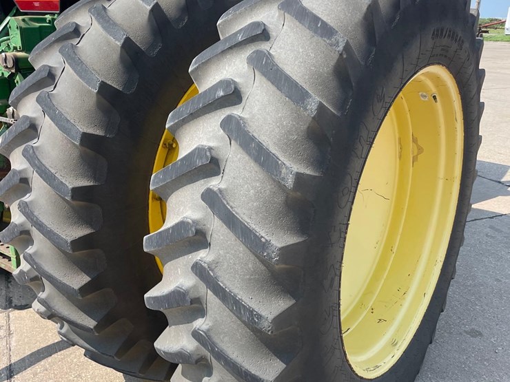 john-deere-4755-image-12