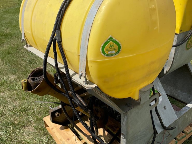 a1-55-gallon-3pt-fly-sprayer-image-19