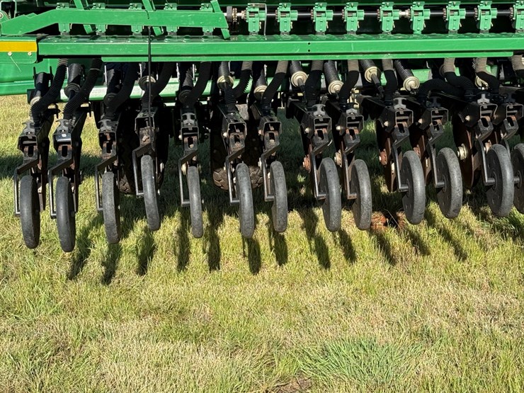 2014-great-plains-3s-5000-image-12