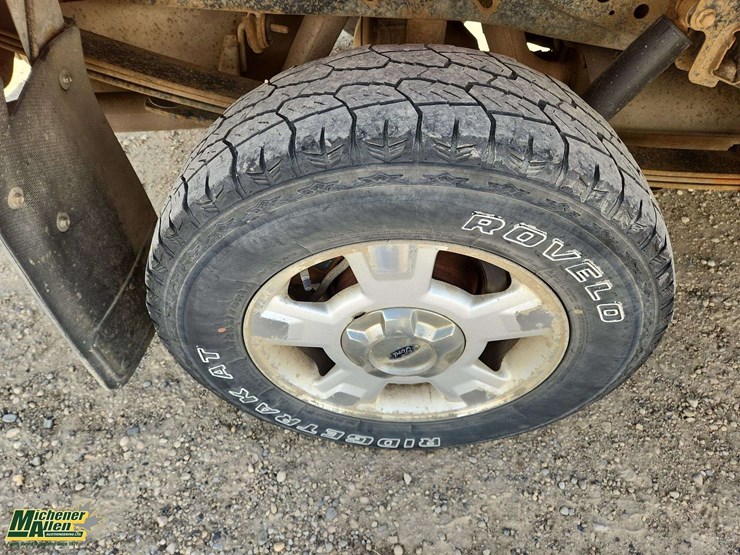 2014-ford-f150-image-29