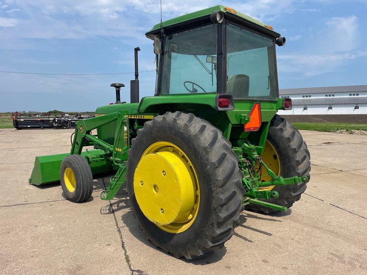 john-deere-4230-image-6