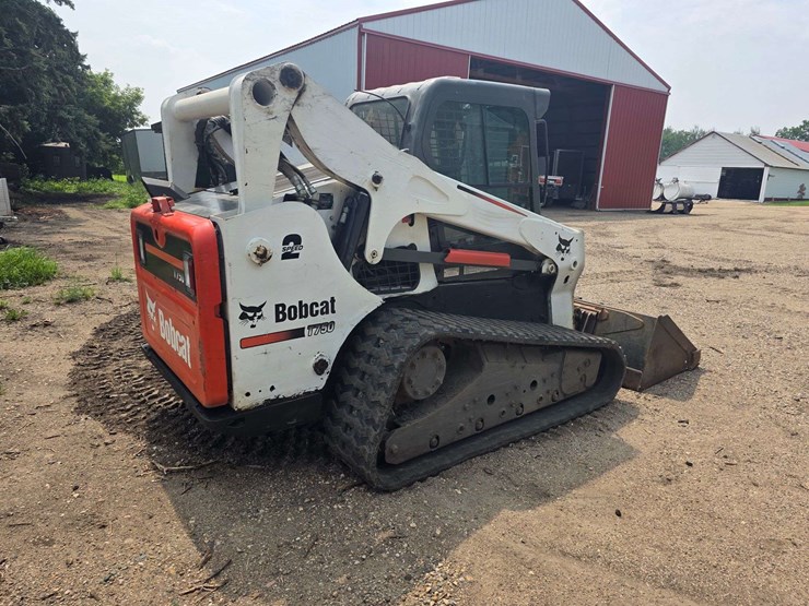 2013-bobcat-t750-image-7