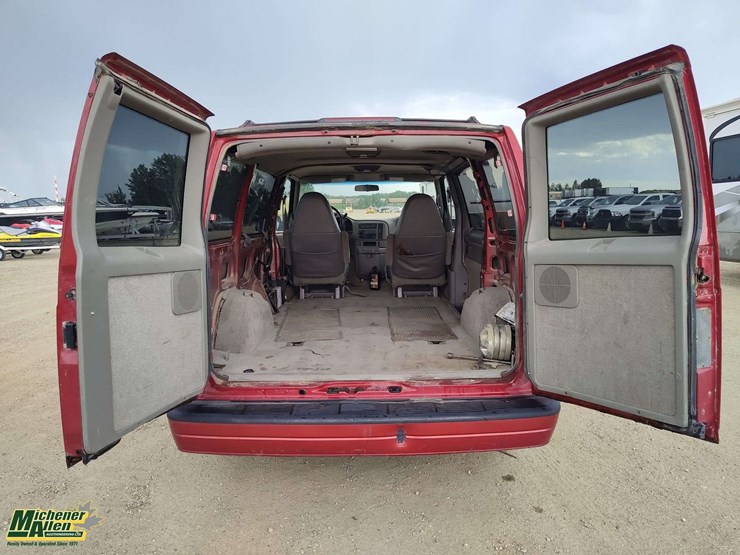 1998-gmc-safari-image-18