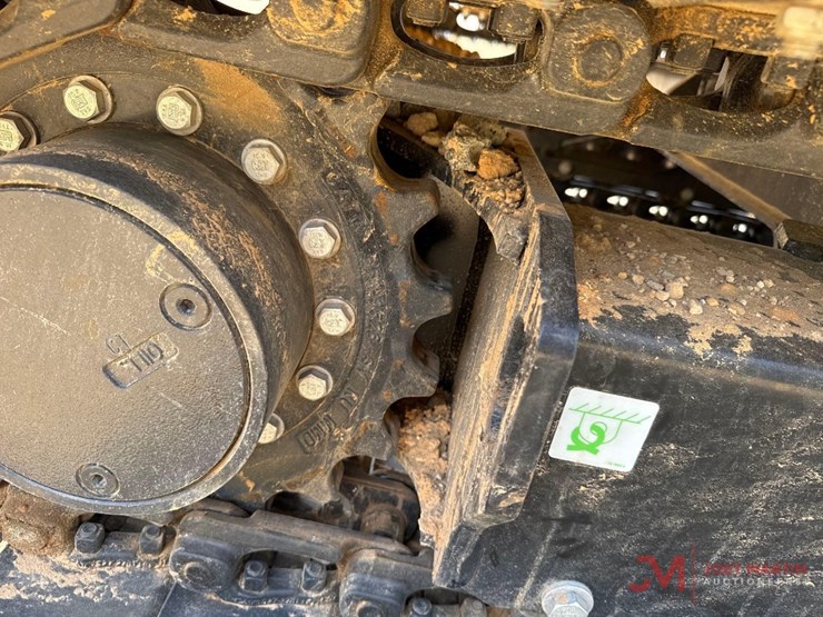 2025-caterpillar-305.5-image-8