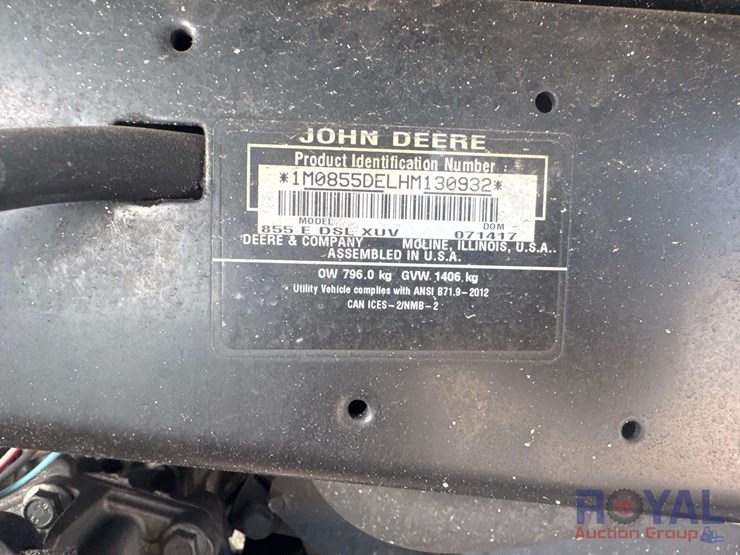 2017-john-deere-gator-image-5
