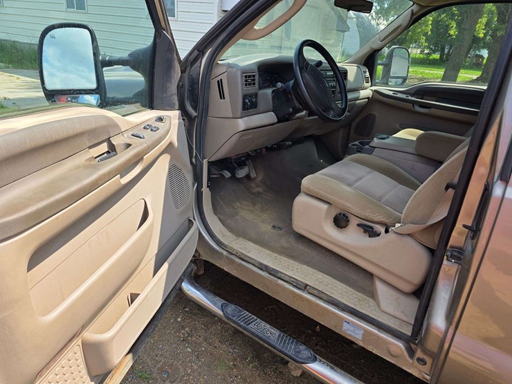 2004-ford-f350-xlt-image-18