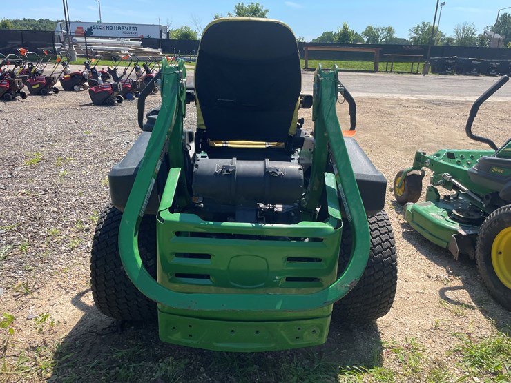 2022-john-deere-la-image-6