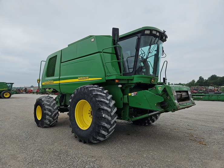 2004-john-deere-9660-sts-image-28
