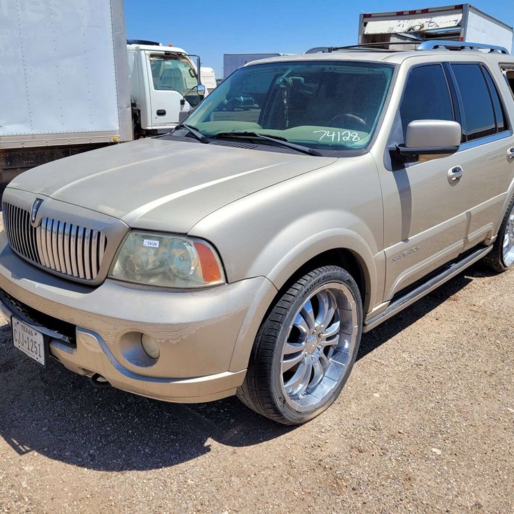 2004 LINCOLN NAVIGATOR