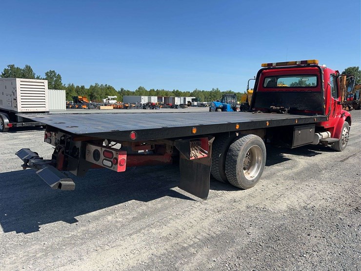2005-freightliner-m2-106-s/a-wrecker-(21’-deck)-image-3