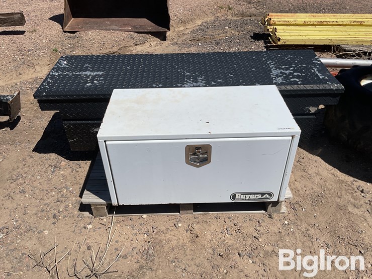 buyers-/-husky-toolboxes-image-2