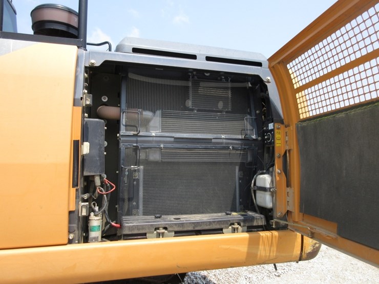 case-cx210d-image-11