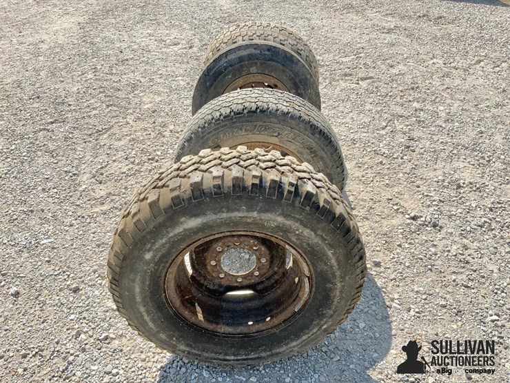 16”-tires-&-rims-image-6