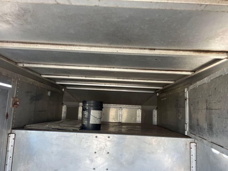 1997-wilson-livestock-trailer-image-31