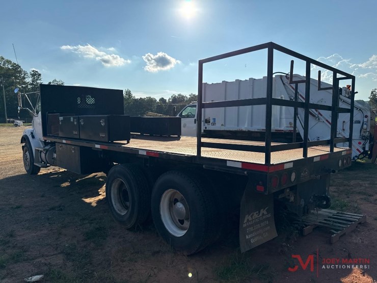 2004-sterling-tandem-flatbed-truck-image-3