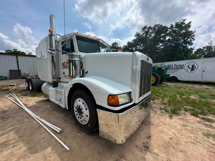 1992-peterbilt-377-image-2