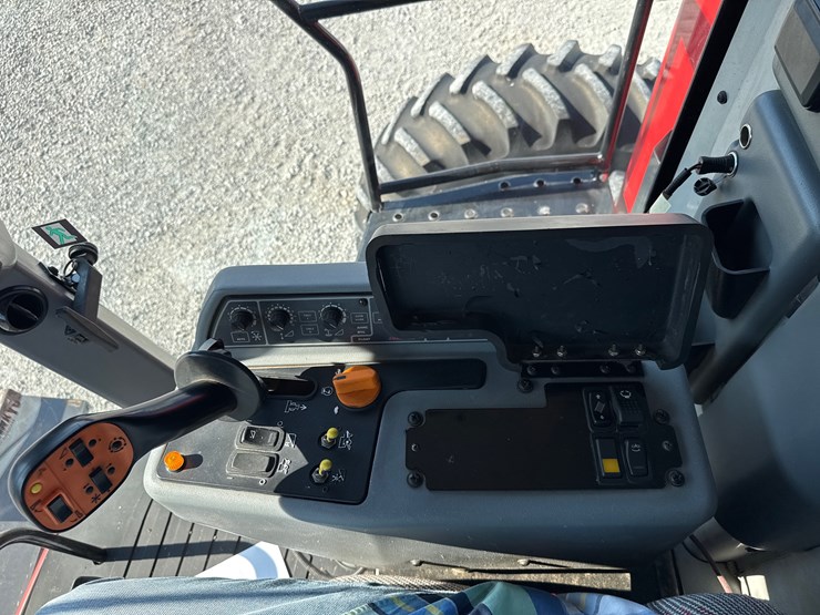 massey-ferguson-9895-image-24