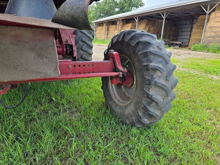 1993-case-ih-1666-image-18