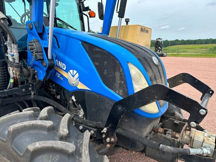 2017-new-holland-t5.110-image-32