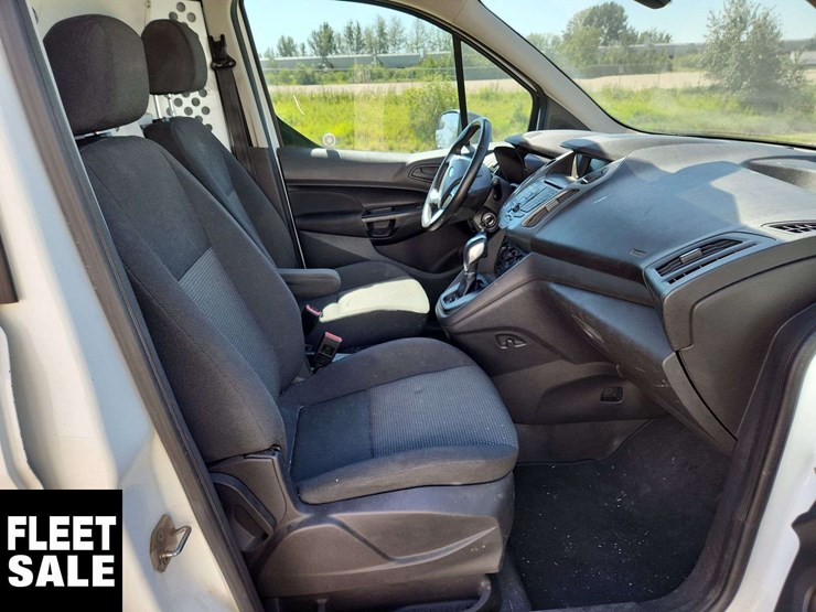 2017-ford-transit-connect-image-15