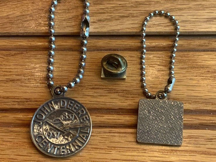 (3)-john-deere-charms-+-pin-image-2