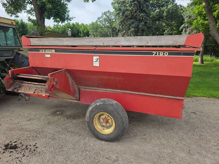 gehl-7190-image-10