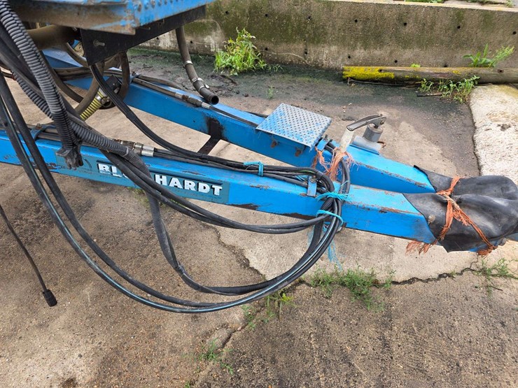 blumhard-60’-pull-type-sprayer,-20”-spacing,-wheels-set-at-120”,-no-pump-or-controls,-500-gallon-pol-image-29