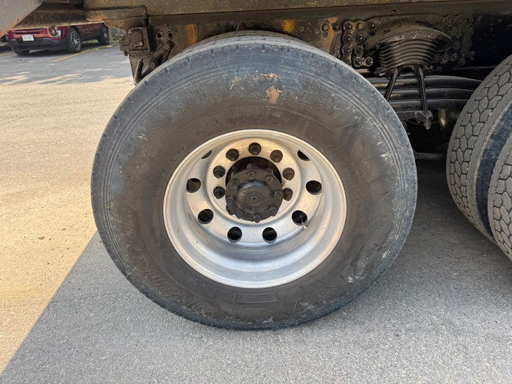 2018-western-star-4700sb-image-30
