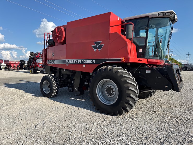 massey-ferguson-8780-image-8