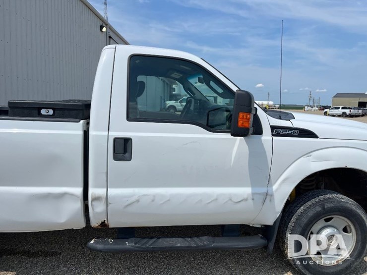 2011-ford-f250-image-28
