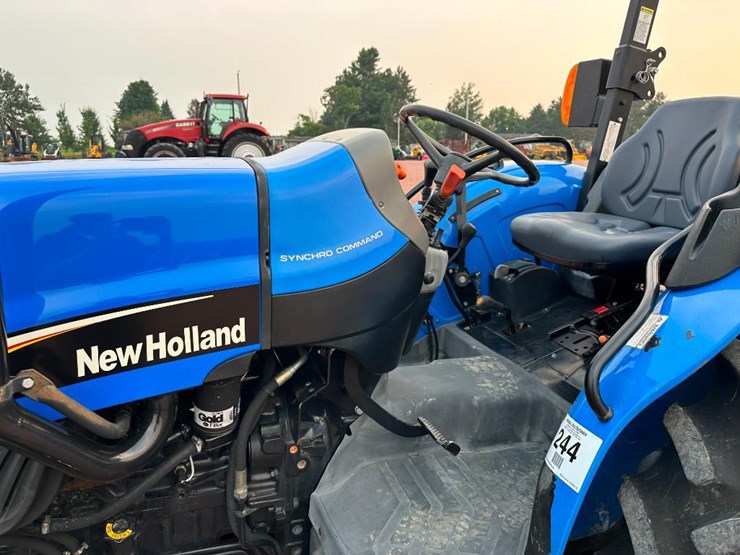 2005-new-holland-tn75a-image-17